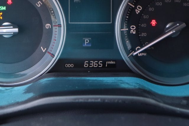 2018 Toyota Land Cruiser Base