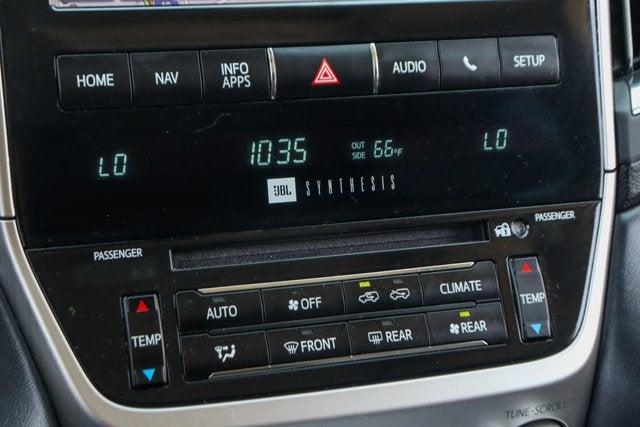 2018 Toyota Land Cruiser Base