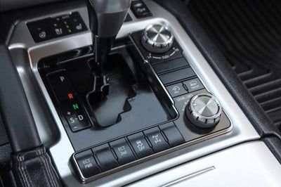 2018 Toyota Land Cruiser Base