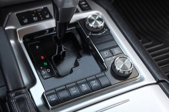 2018 Toyota Land Cruiser Base