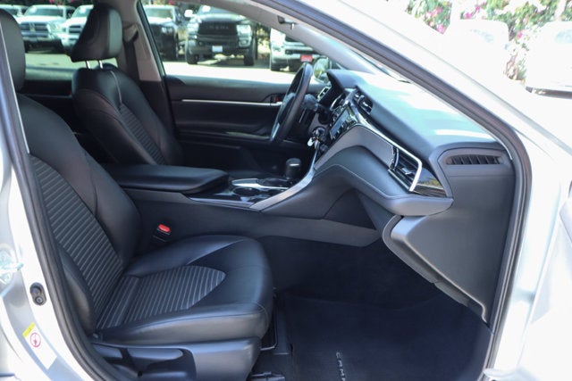 2018 Toyota Camry SE