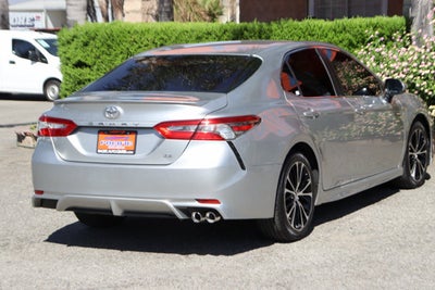 2018 Toyota Camry SE