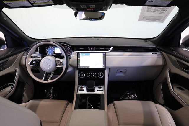2024 Jaguar F-PACE P250 R-Dynamic S
