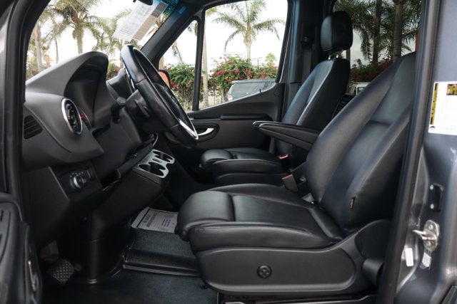 2021 Mercedes-Benz Sprinter 2500 Crew 144 WB