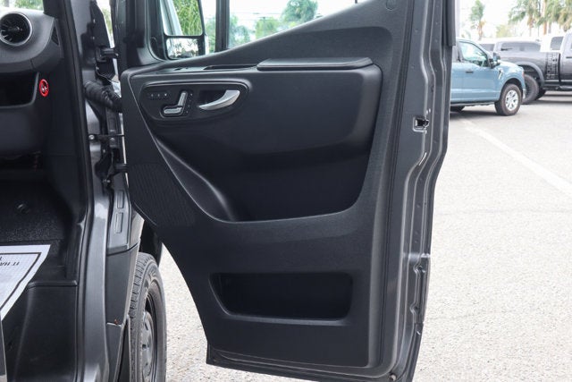 2021 Mercedes-Benz Sprinter 2500 Crew 144 WB