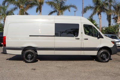 2022 Mercedes-Benz Sprinter 2500 Crew 170 WB