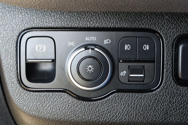 2022 Mercedes-Benz Sprinter 2500 Crew 170 WB