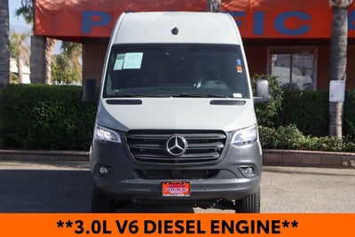 2022 Mercedes-Benz Sprinter 2500 Crew 170 WB