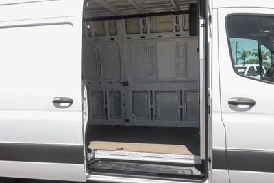 2020 Mercedes-Benz Sprinter 2500 Cargo 170 WB