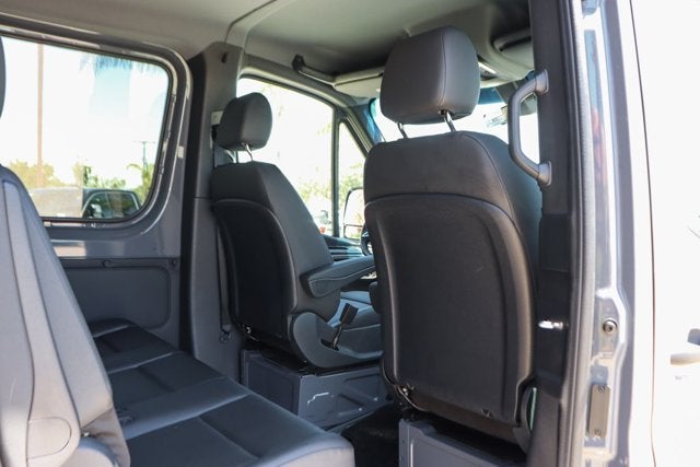 2025 Mercedes-Benz Sprinter 2500 Crew 144 WB