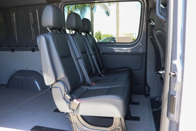 2025 Mercedes-Benz Sprinter 2500 Crew 144 WB