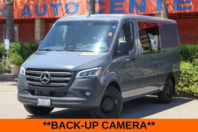 2025 Mercedes-Benz Sprinter 2500 Crew 144 WB