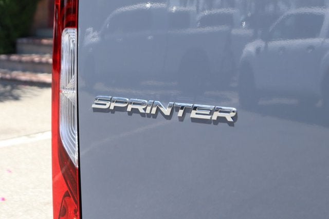 2025 Mercedes-Benz Sprinter 2500 Crew 144 WB