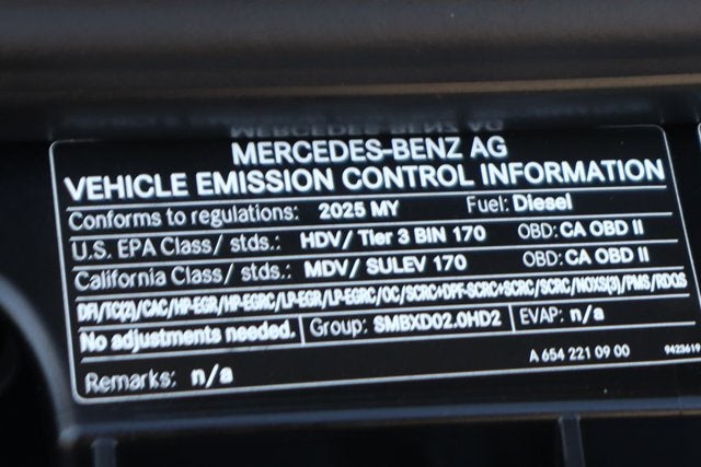 2025 Mercedes-Benz Sprinter Cargo Van Crew 144 WB