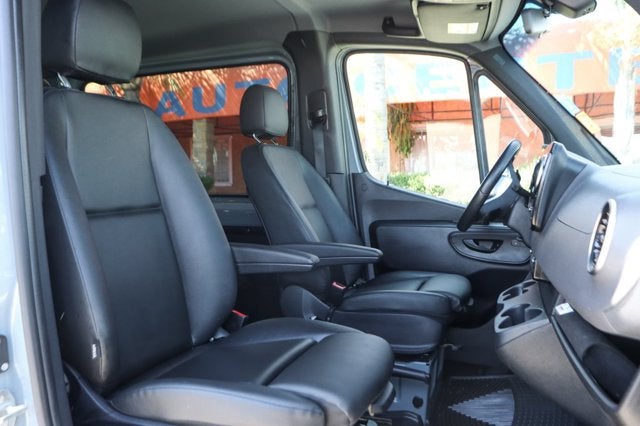 2025 Mercedes-Benz Sprinter Cargo Van Crew 144 WB