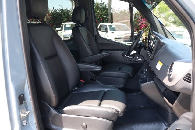 2025 Mercedes-Benz Sprinter 2500 Cargo 144 WB