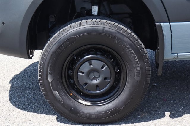 2025 Mercedes-Benz Sprinter 2500 Cargo 144 WB