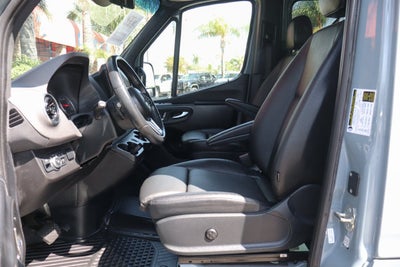 2023 Mercedes-Benz Sprinter 2500 Crew 144 WB