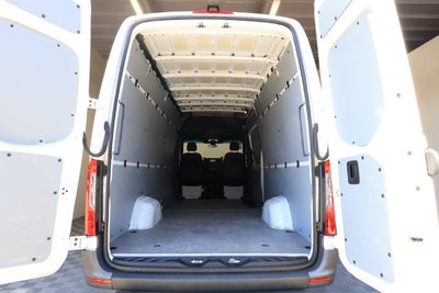 2023 Mercedes-Benz Sprinter Cargo Van Cargo 170 WB