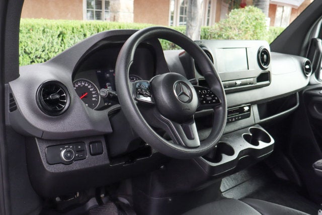 2023 Mercedes-Benz Sprinter 2500 Cargo 170 WB