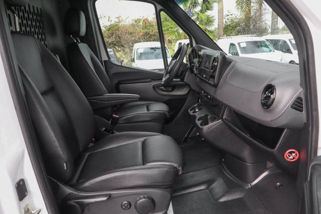 2023 Mercedes-Benz Sprinter 2500 Cargo 170 WB