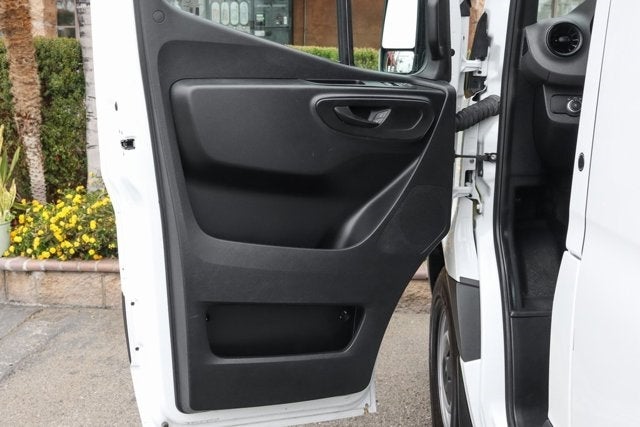 2022 Mercedes-Benz Sprinter 2500 Cargo 170 WB