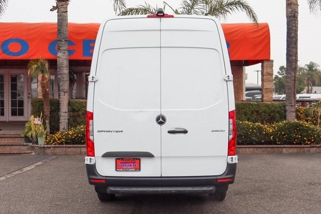 2022 Mercedes-Benz Sprinter 2500 Cargo 170 WB