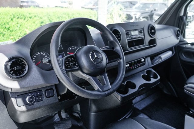 2022 Mercedes-Benz Sprinter 2500 Cargo 144 WB