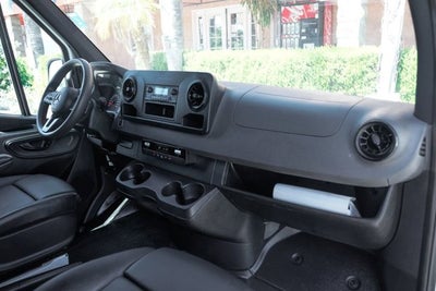 2022 Mercedes-Benz Sprinter 2500 Cargo 144 WB