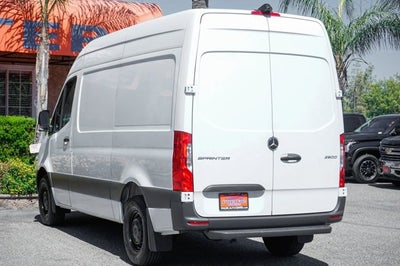 2022 Mercedes-Benz Sprinter 2500 Cargo 144 WB