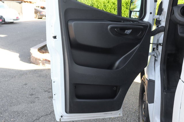 2022 Mercedes-Benz Sprinter 2500 Cargo 144 WB