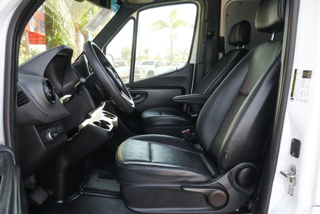 2022 Mercedes-Benz Sprinter 2500 Cargo 144 WB