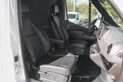 2022 Mercedes-Benz Sprinter 2500 Cargo 144 WB