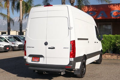 2022 Mercedes-Benz Sprinter 2500 Cargo 144 WB
