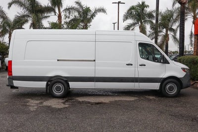 2021 Mercedes-Benz Sprinter 2500 Cargo 170 WB