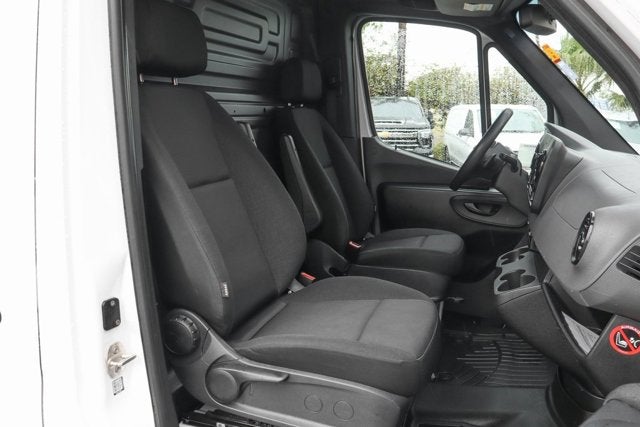 2021 Mercedes-Benz Sprinter 2500 Cargo 170 WB