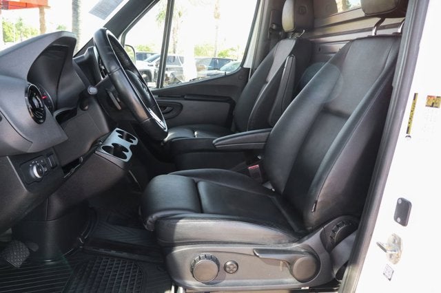2022 Mercedes-Benz Sprinter 2500 Cargo 144 WB