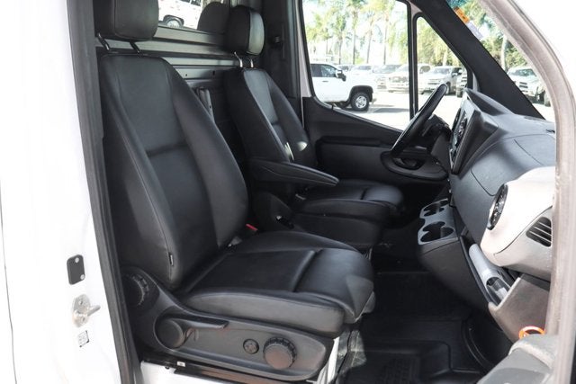 2022 Mercedes-Benz Sprinter 2500 Cargo 144 WB