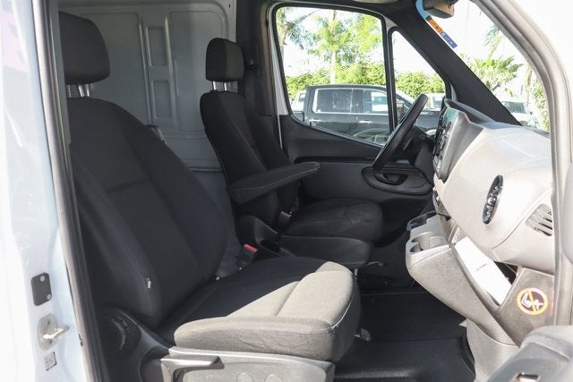 2019 Mercedes-Benz Sprinter 2500 Cargo 144 WB