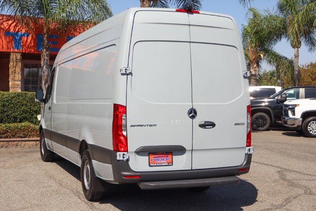 2021 Mercedes-Benz Sprinter 2500 Cargo 170 WB