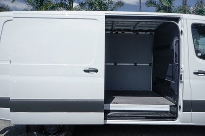 2024 Mercedes-Benz Sprinter 2500 Cargo 144 WB