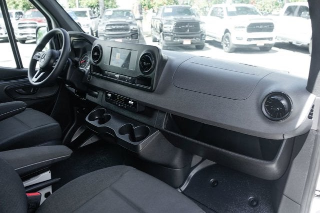 2024 Mercedes-Benz Sprinter 2500 Cargo 144 WB
