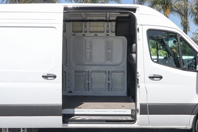 2025 Mercedes-Benz Sprinter 2500 Cargo 144 WB