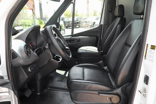 2025 Mercedes-Benz Sprinter 2500 Cargo 144 WB