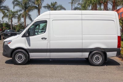 2025 Mercedes-Benz Sprinter 2500 Cargo 144 WB