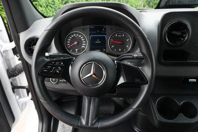 2025 Mercedes-Benz Sprinter 2500 Cargo 144 WB