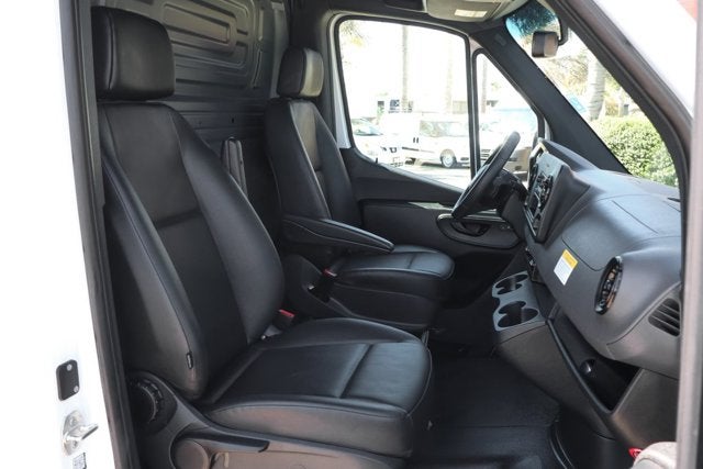 2025 Mercedes-Benz Sprinter 2500 Cargo 144 WB