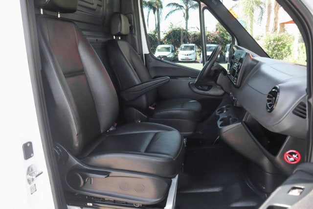 2025 Mercedes-Benz Sprinter 2500 Cargo 144 WB