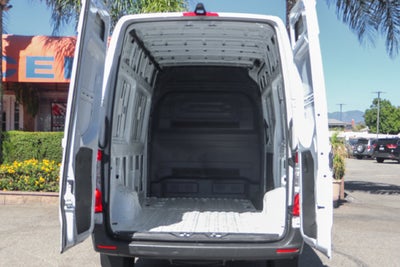 2025 Mercedes-Benz Sprinter 2500 Cargo 144 WB