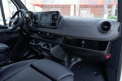 2024 Mercedes-Benz Sprinter 2500 Cargo 170 WB